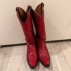 IDYLLWIND WOMEN'S SLAY EXOTIC PYTHON WESTERN BOOTS - SNIP TOE